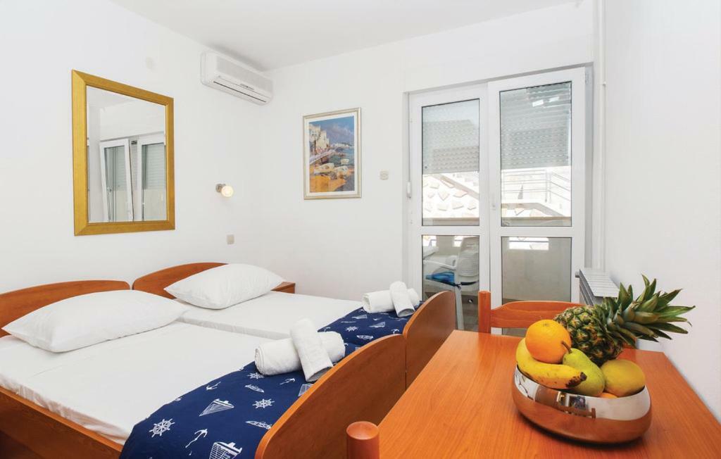 Sunrise Apartments And Studio Apartments Lokva Rogoznica Luaran gambar